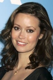 Summer Glau as Gwen