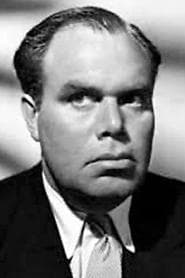 Peter Bull as Butterfield