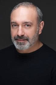 İrfan Kangı as Orçun