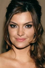 Mayana Neiva as Francesa