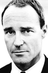 Jeff Harding as Phil