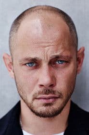 Antonio Wannek as Ratten Toni