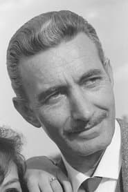 Antonio Raxel as El Rey Serio