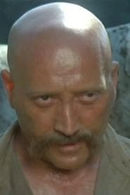 Serafino Profumo as Richard Hunter