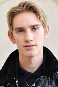 Levon Hawke as Lucas