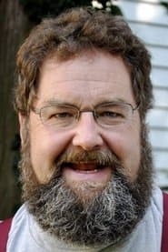 Bradley Mott as Lucas Loomis