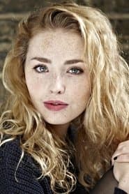 Freya Mavor as Mae Hansen