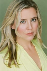 Noelle Kenney as Autumn