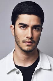 Leonardo Bittencourt as Daniel Cravinhos