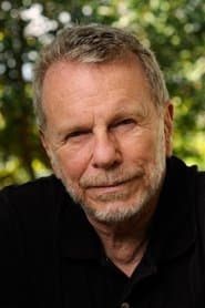 Jonas Bloch as Heitor