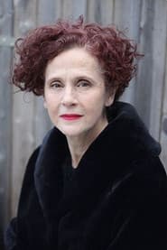 Chloe Salaman as Princess Elspeth