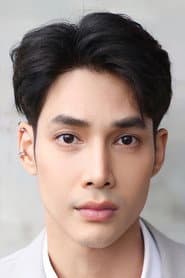 Denkhun Ngamnet as Charlie