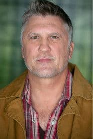 Lance Irwin as Paul Blackwell