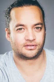 Scotty Cotter as Oscar