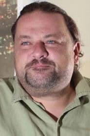 Milan Pavlović as Milo