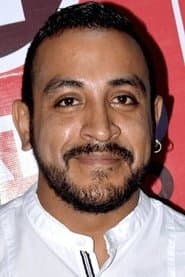 Luis Fernando Peña as Frank Rosado