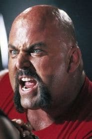 Rick Zumwalt as Bob "Bull" Hurley