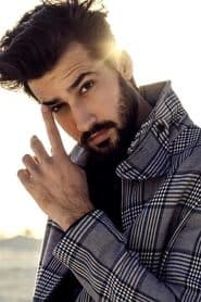 Dhairya Karwa as Karan Arora