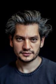 Maarten Heijmans as Poet