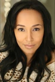 Ellen Ewusie as Maddy Witt