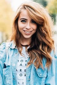 Bethan Mary Leadley as Chloe Murdock