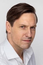 Jakob Öhrman as Nestori