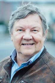 Juha Muje as Posteljooni Piittisjärvi