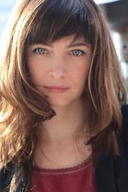 Stéphanie Papanian as Coralie, l'assistante