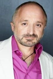 Richard Howland as Big Red