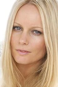 Leila Johnson as Denise Davies