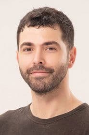 Nazareno Casero as Juan