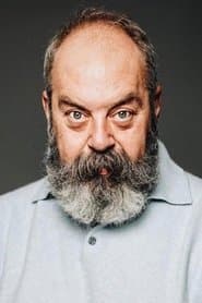 Ali Düşenkalkar as Cashier