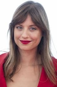 Michelle Jenner as Silvia