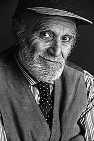 Remo Remotti as Freud