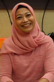 Brilliana Desy Dwinawati as Aunt Saidah