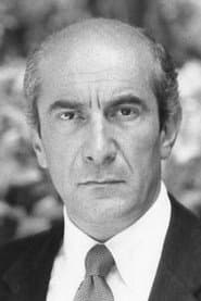 Stefano De Sando as Il Maresciallo dei Carabinieri