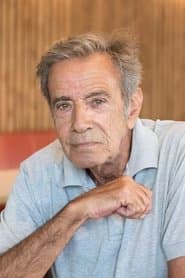 Mario Alarcón as Juan