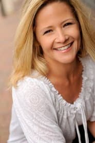 Jilanne Klaus as Refugee mom