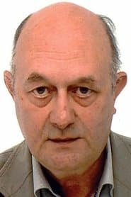 Alexandre von Sivers as Père de Christine