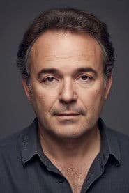 Engin Günaydın as Aziz