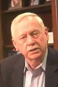 Joe Dougherty as Porky Pig (voice) (uncredited)