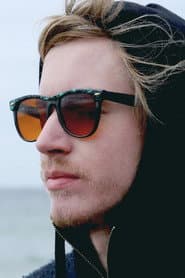 Fredrik S. Hana as Frank