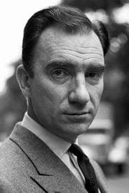 Fernando Fernán Gómez as Faustino