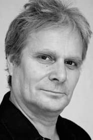 Per Schaanning as Asbjørn