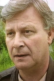 Eamon Boland as Arthur Beck