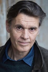 Laurent Ledoyen as Jean-Paul