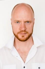 Jan Budař as Safebreaker Petiska