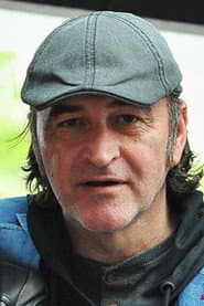 Jan Kolařík as farář Fidelius