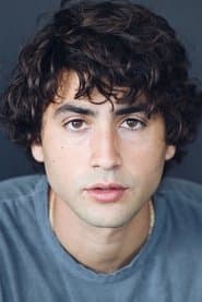 Ashton Moio as Dale Peretti