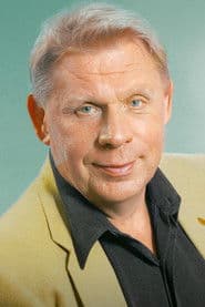 Aleksandr Pyatkov as Olenin